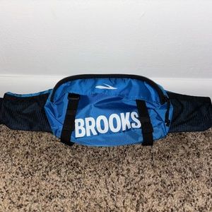 Brooks belt bag
